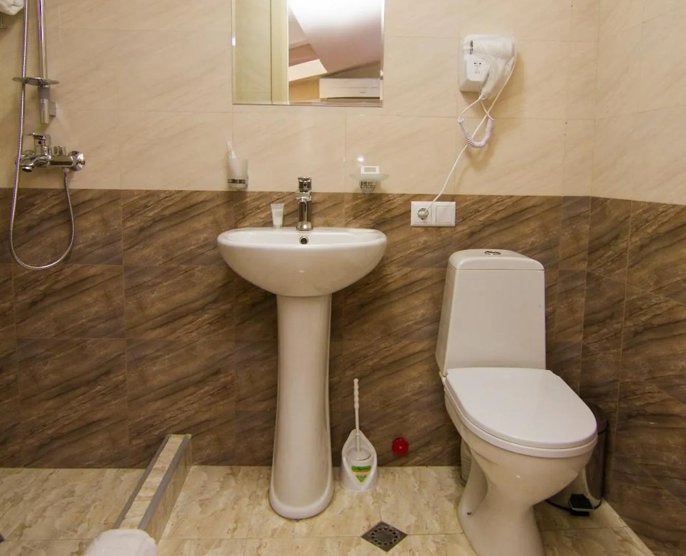 Hotel Care Inn Тбилиси